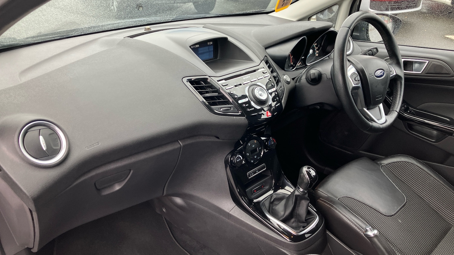 Used Ford Fiesta 2015 for sale - 76594531: Photo 13