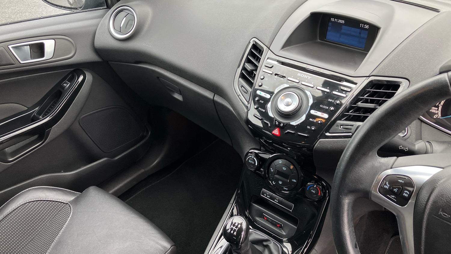 Used Ford Fiesta 2015 for sale - 76594531: Photo 18