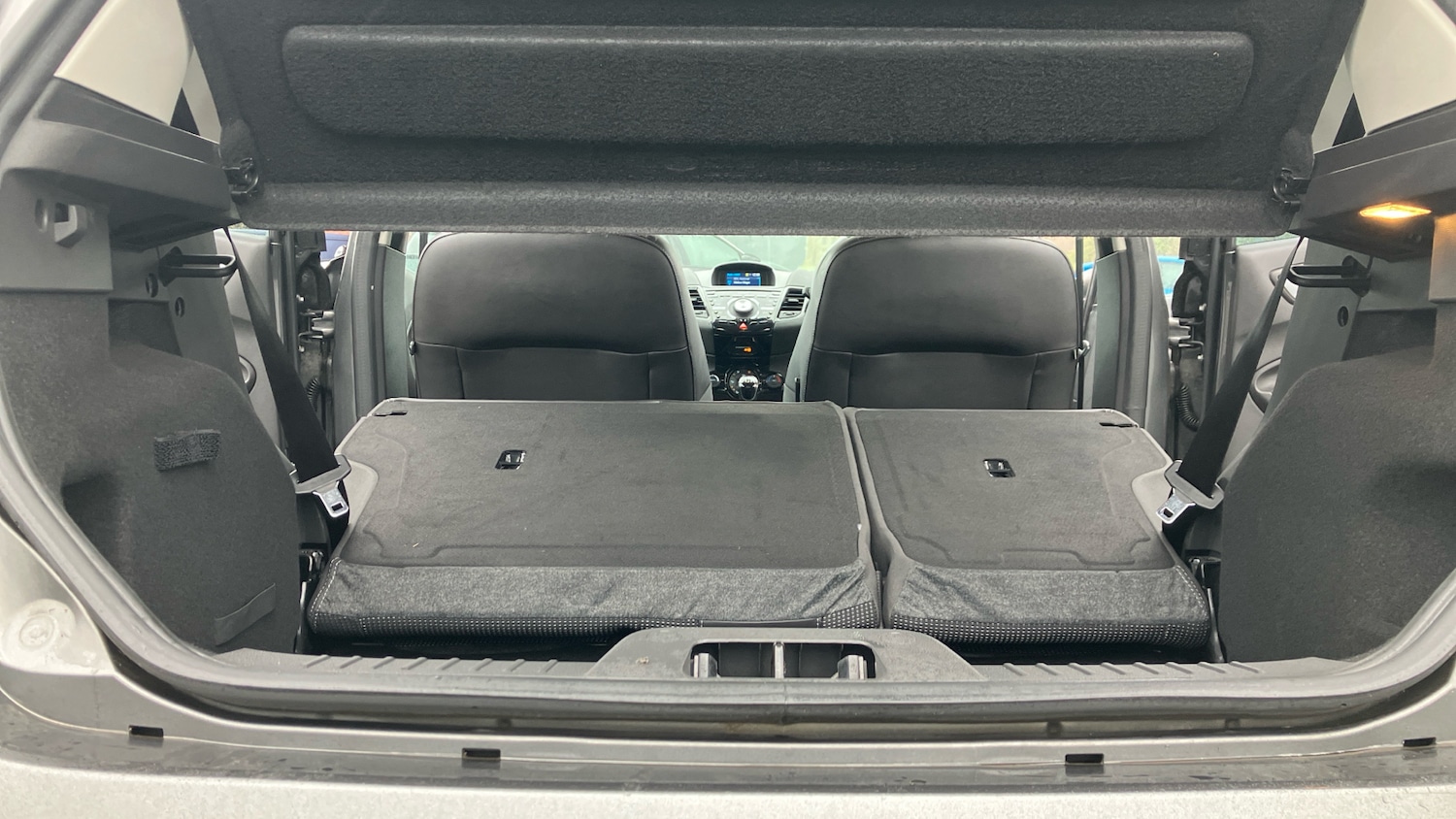 Used Ford Fiesta 2015 for sale - 76594531: Photo 28