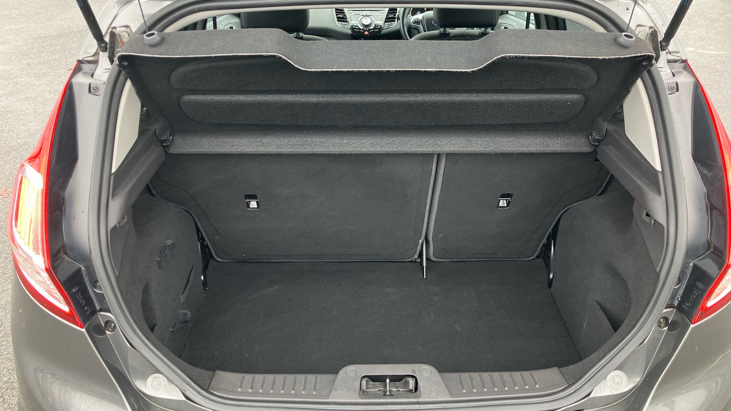 Used Ford Fiesta 2015 for sale - 76594531: Photo 4