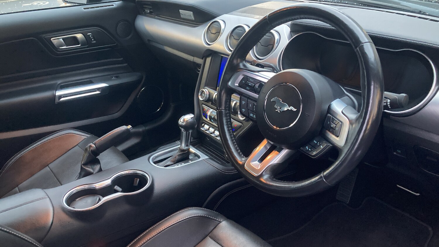 Used Ford Mustang 2018 for sale - 76566184: Photo 16