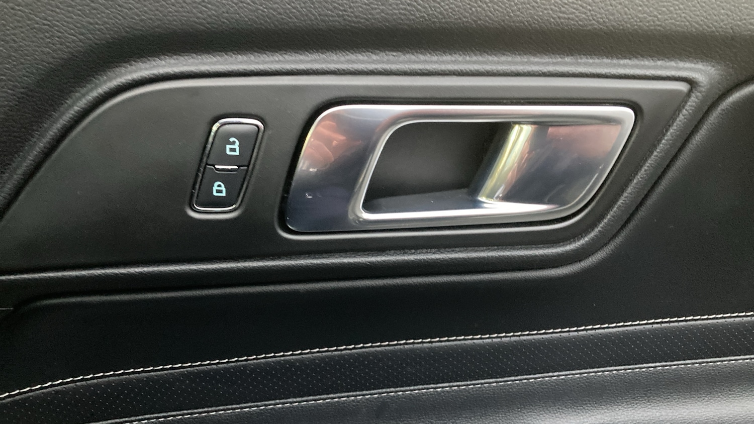 Used Ford Mustang 2018 for sale - 76566184: Photo 33