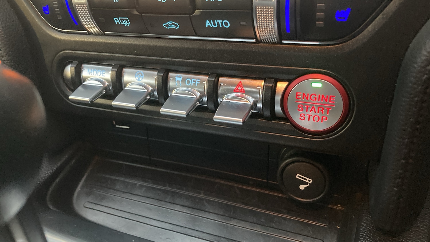 Used Ford Mustang 2018 for sale - 76566184: Photo 44