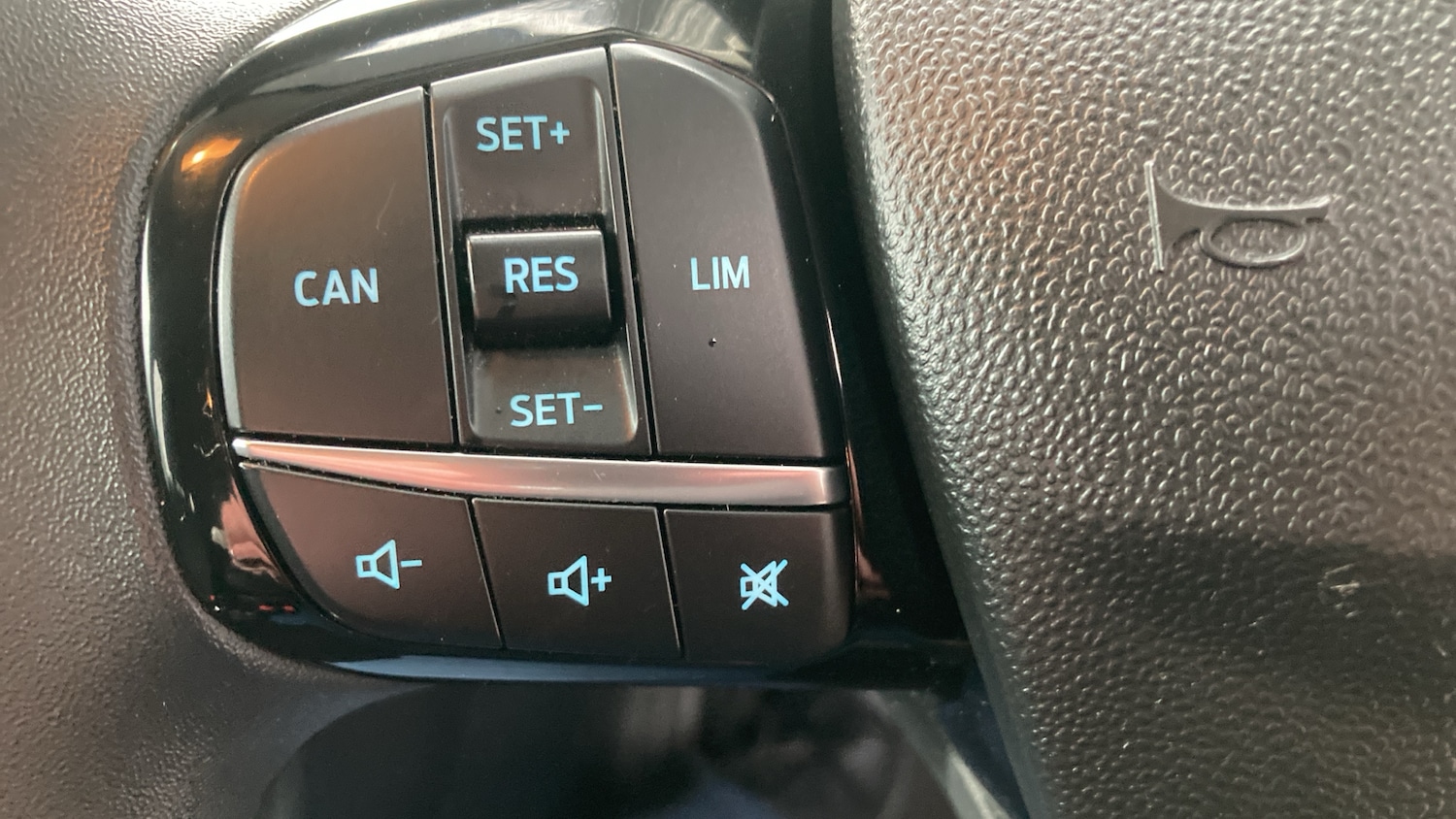 Used Ford Fiesta 2020 for sale - 76692660: Photo 29