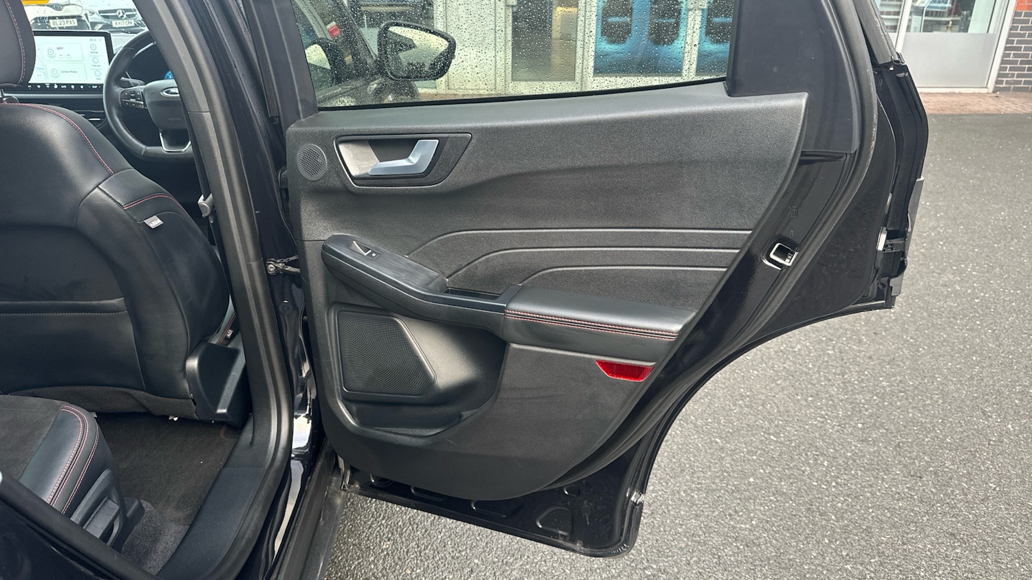 Used Ford Kuga 2024 for sale - 76450308: Photo 31