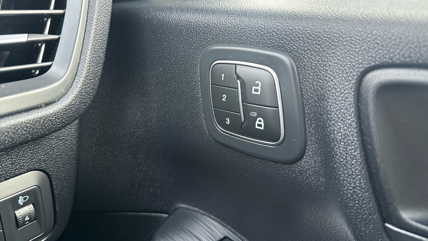 Used Ford Kuga 2024 for sale - 76450308: Photo 35