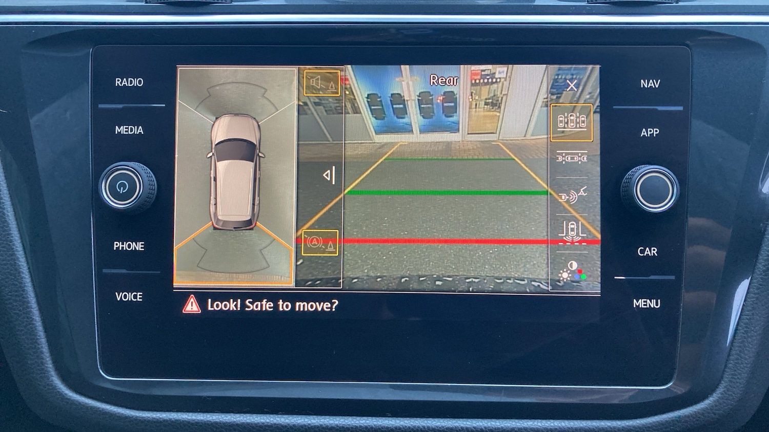 Used Volkswagen Tiguan 2020 for sale - 77432523: Photo 10