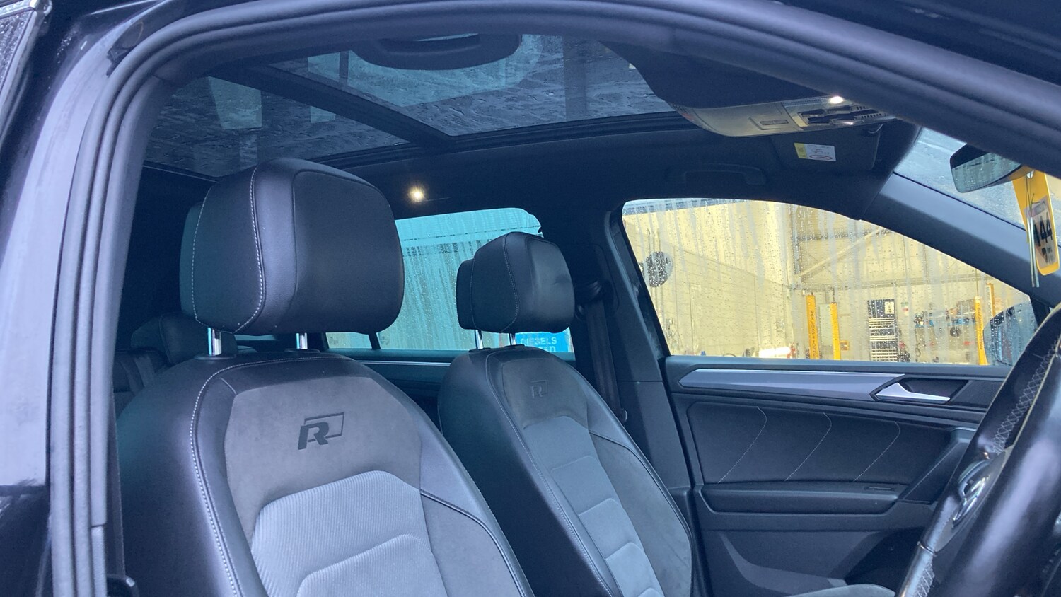 Used Volkswagen Tiguan 2020 for sale - 77432523: Photo 40