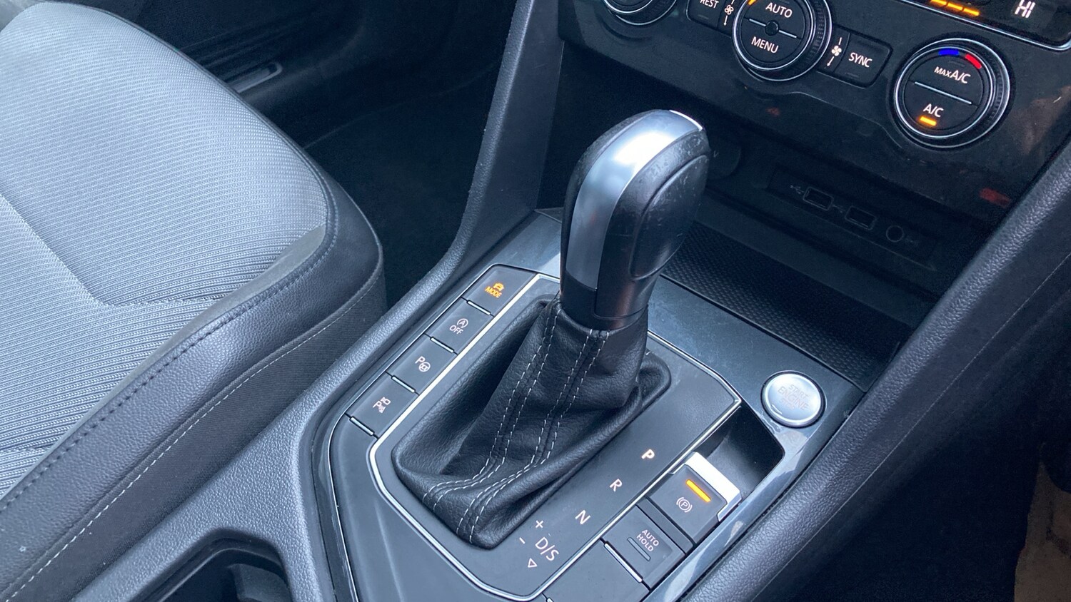 Used Volkswagen Tiguan 2020 for sale - 77432523: Photo 41