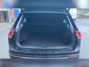 Used Volkswagen Tiguan 2020 for sale - 77432523: Photo