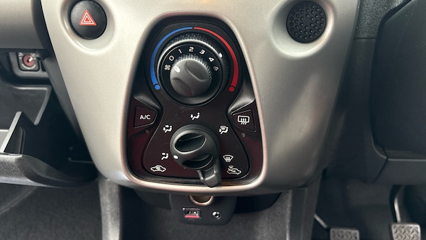 Used Citroen C1 2017 for sale - 76311274: Photo 27