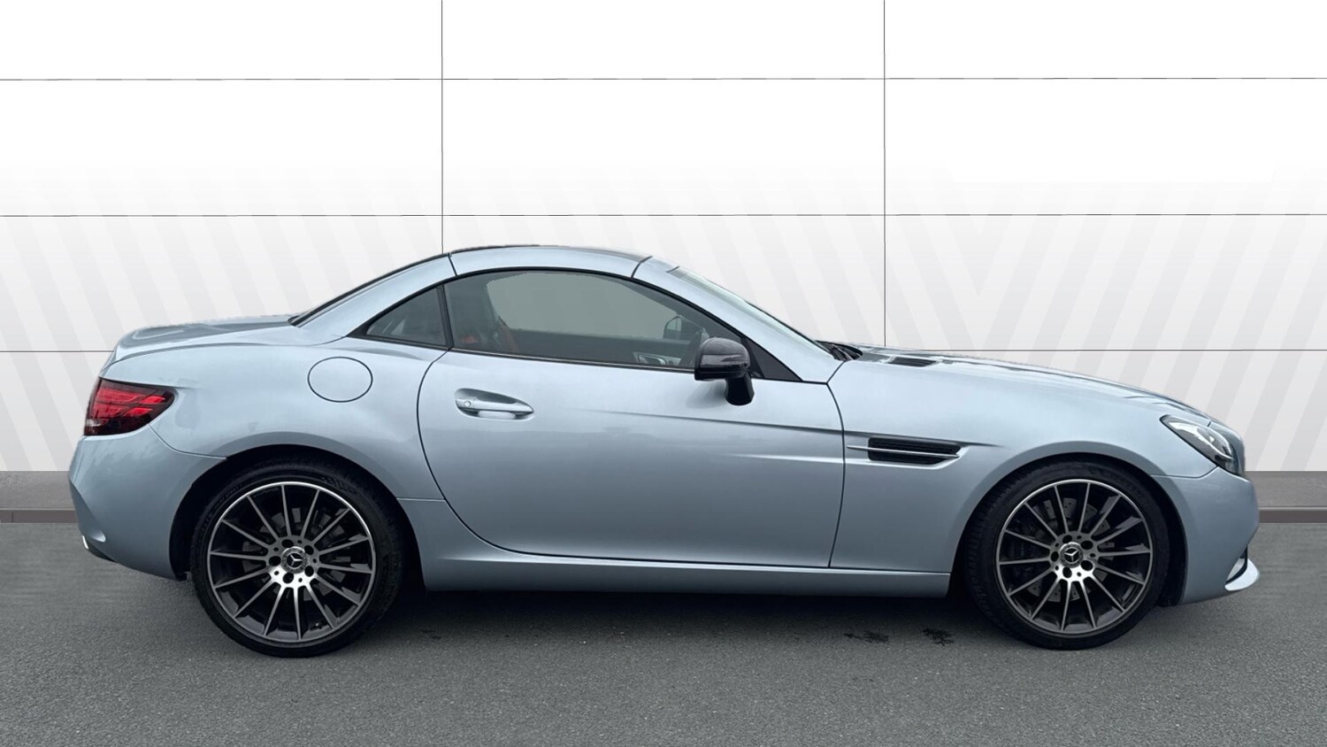 Used Mercedes-Benz SLC 2017 for sale - 76088456: Photo 5