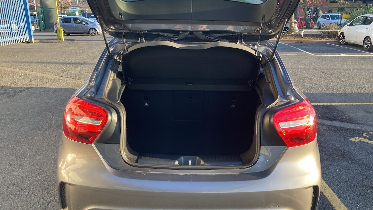 Used Mercedes-Benz A-Class 2017 for sale - 77733043: Photo 4