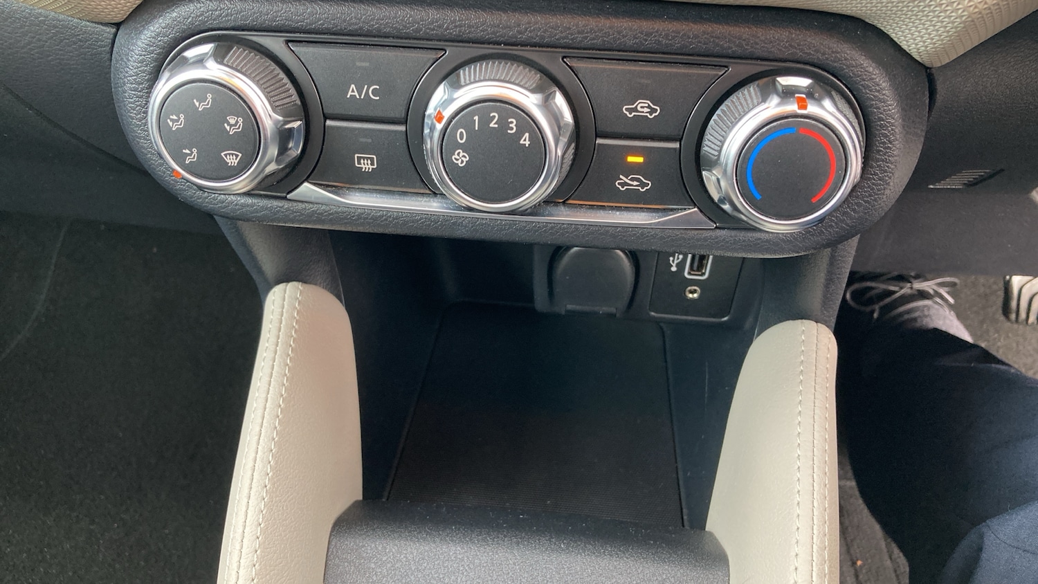 Used Nissan Micra 2019 for sale - 76526035: Photo 51