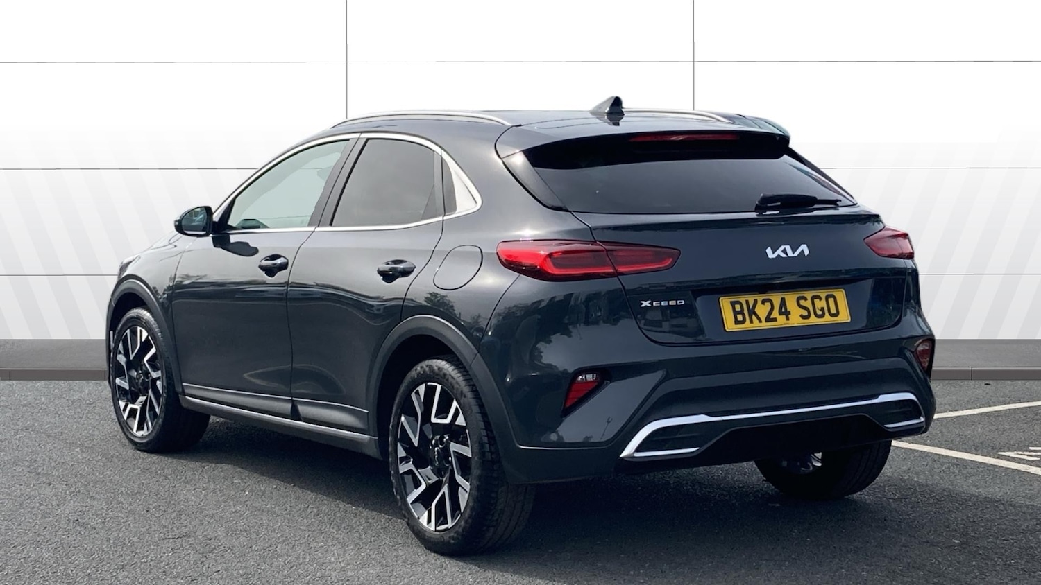 Used Kia XCeed 2024 for sale - 78199409: Photo 2