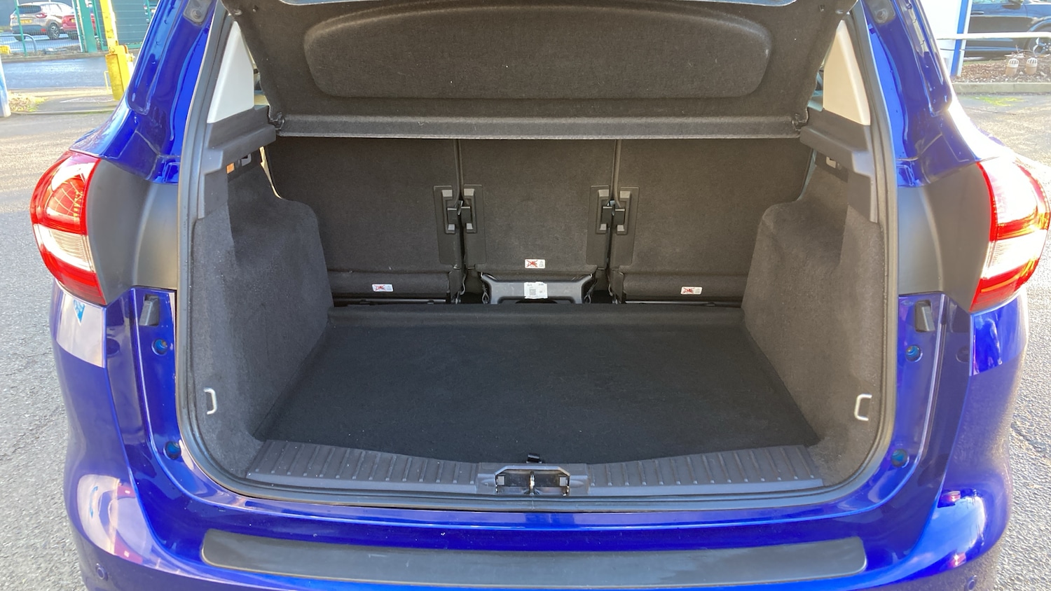 Used Ford C-Max 2017 for sale - 77032786: Photo 4