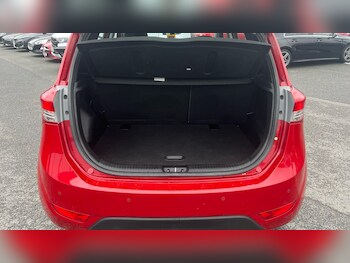 Used Hyundai Ix20 2017 for sale - 77438105: Photo