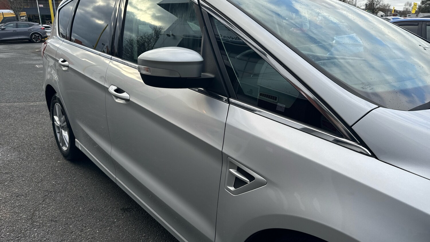 Used Ford S-Max 2017 for sale - 77651039: Photo 26