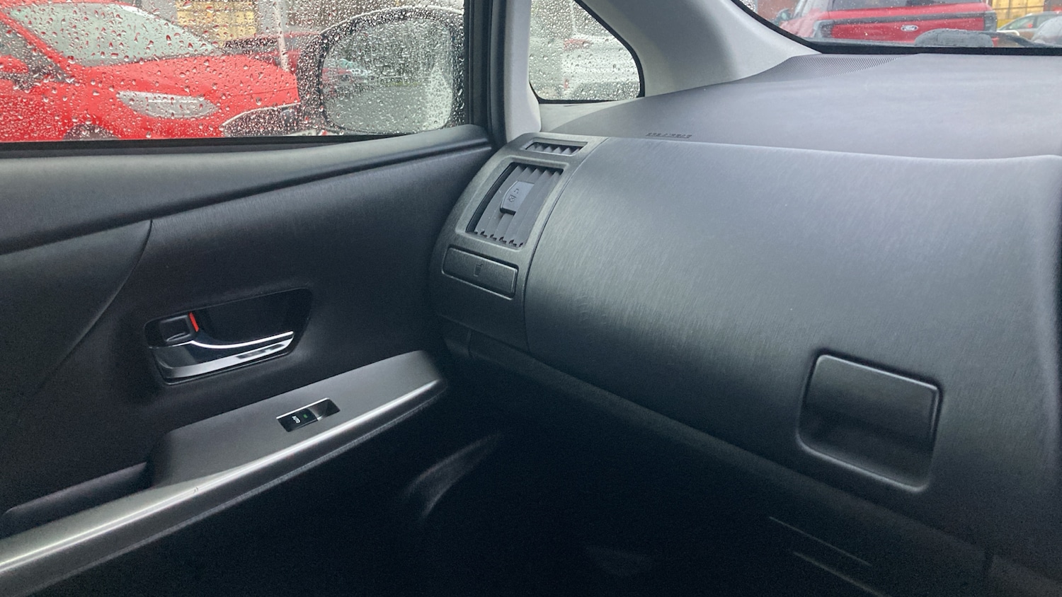 Used Toyota Prius+ 2020 for sale - 77282905: Photo 37