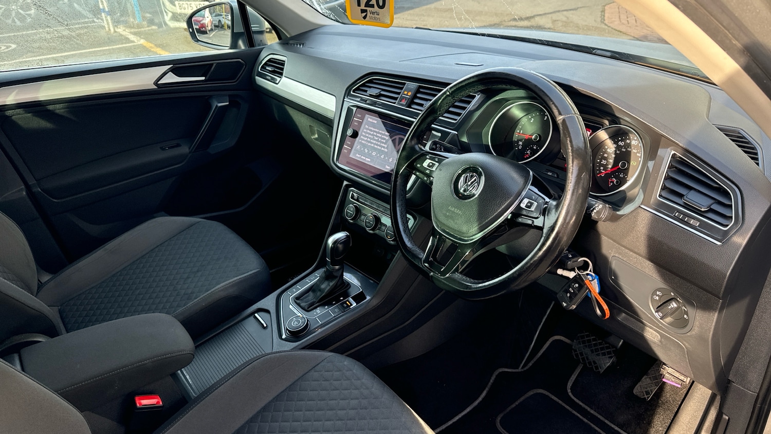 Used Volkswagen Tiguan 2018 for sale - 76414969: Photo 17