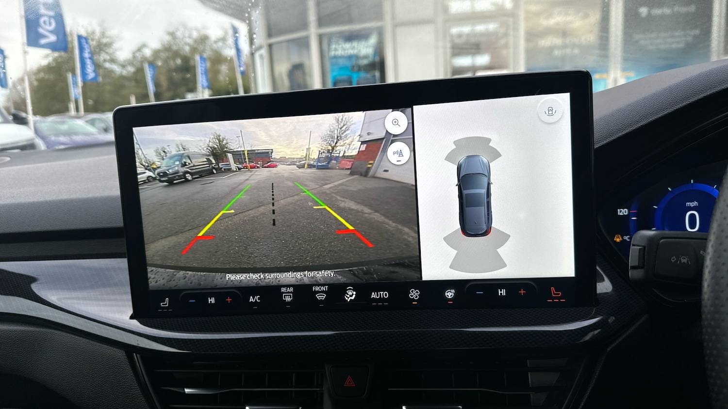 Used Ford Focus 2022 for sale - 76844773: Photo 11