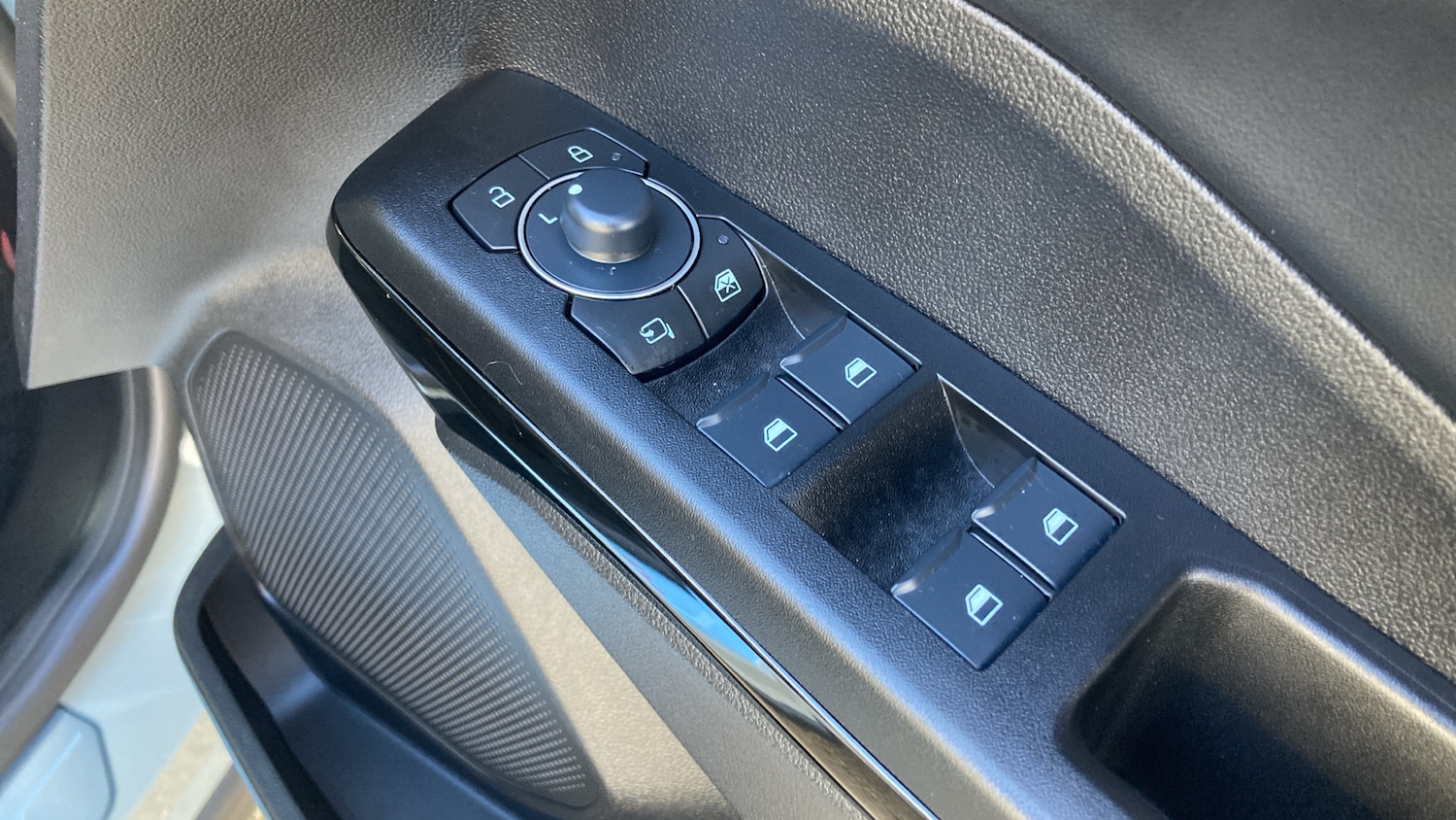 Used Ford Puma 2025 for sale - 77052937: Photo 30