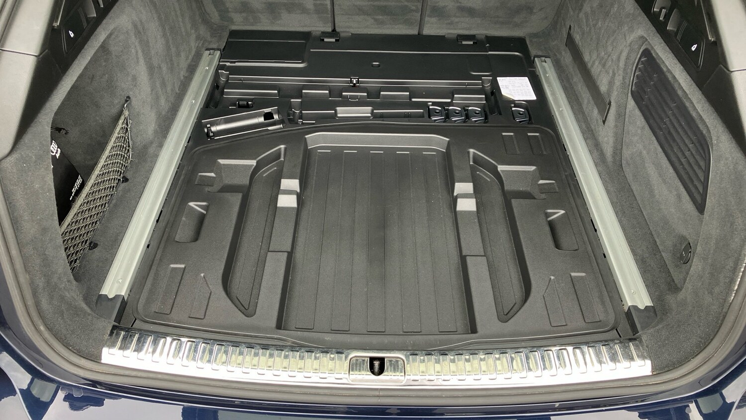 Vehicle 33