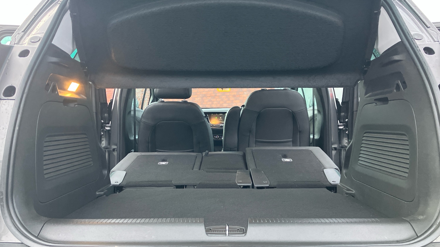 Used Vauxhall Crossland 2022 for sale - 77195170: Photo 31