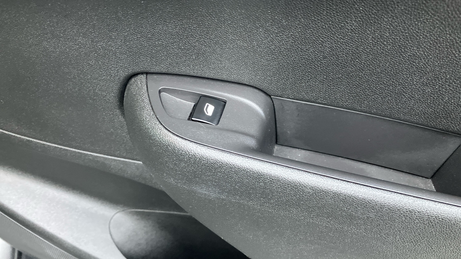 Used Vauxhall Crossland 2022 for sale - 77195170: Photo 38