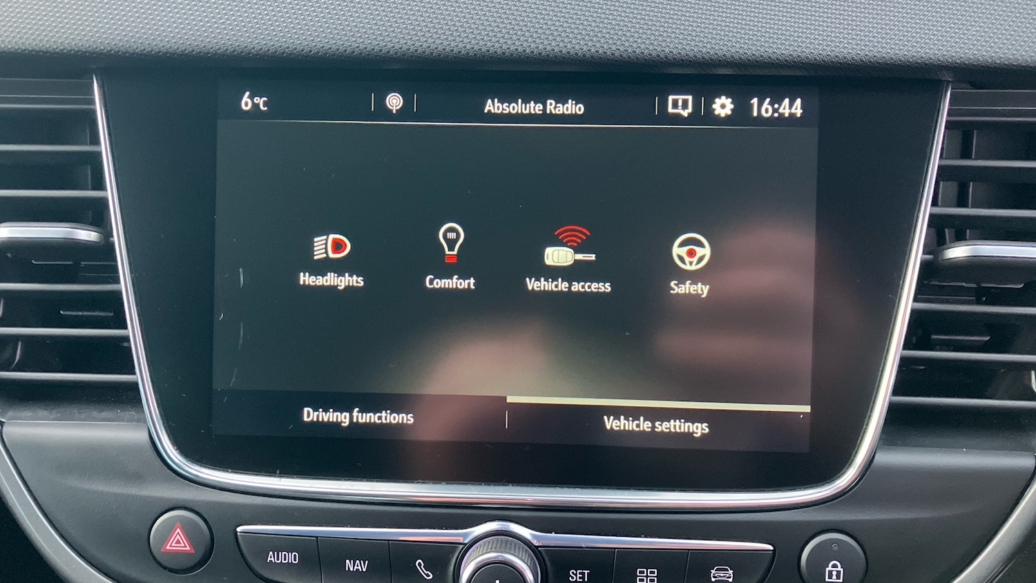 Used Vauxhall Crossland 2022 for sale - 77195170: Photo 60