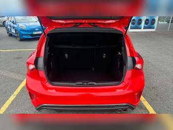 Used Ford Focus 2019 for sale - 76252577: Photo 4