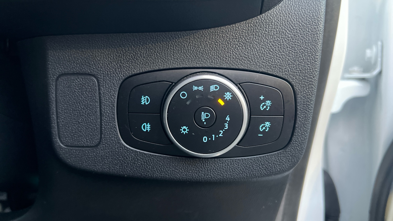 Used Ford Puma 2020 for sale - 76637573: Photo 24