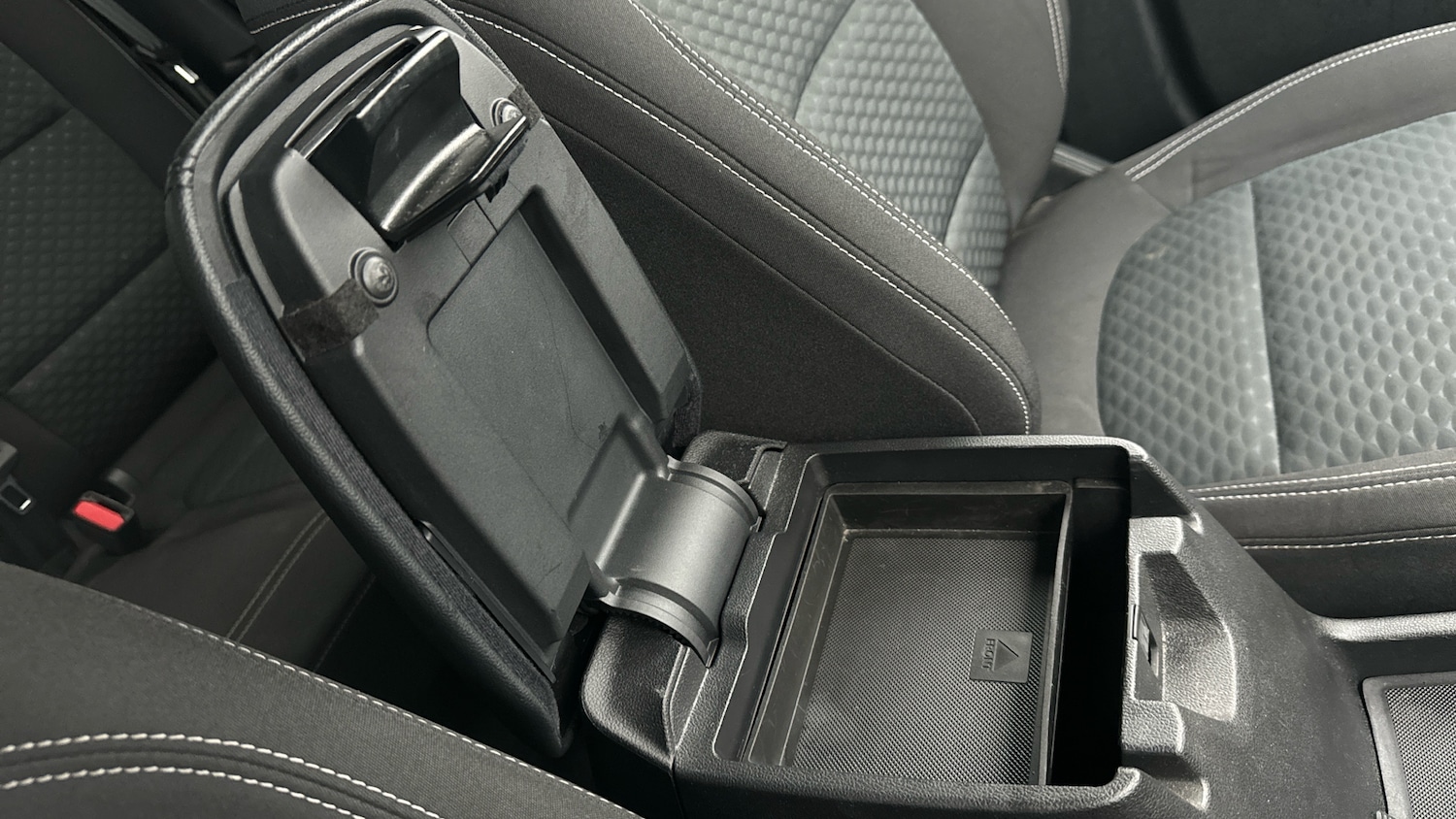 Used Ford Kuga 2020 for sale - 76986702: Photo 40