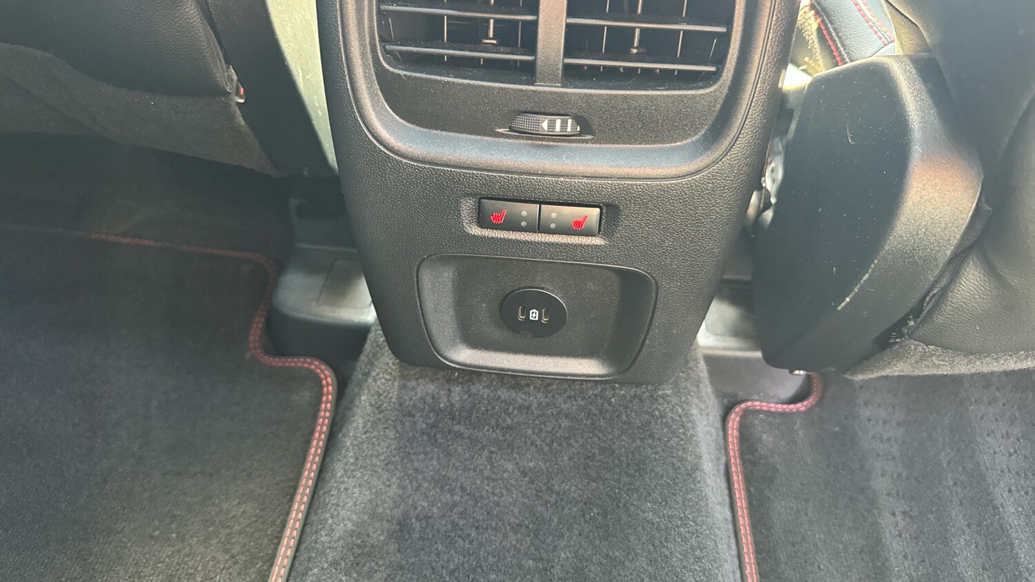 Used Ford Kuga 2024 for sale - 78175680: Photo 30