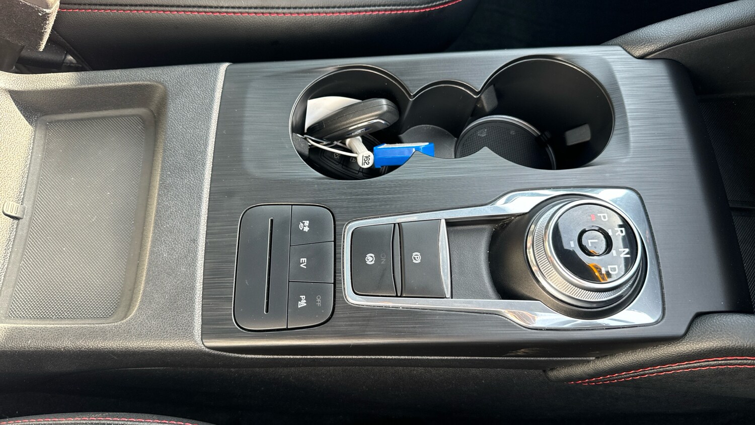 Used Ford Kuga 2024 for sale - 78175680: Photo 37