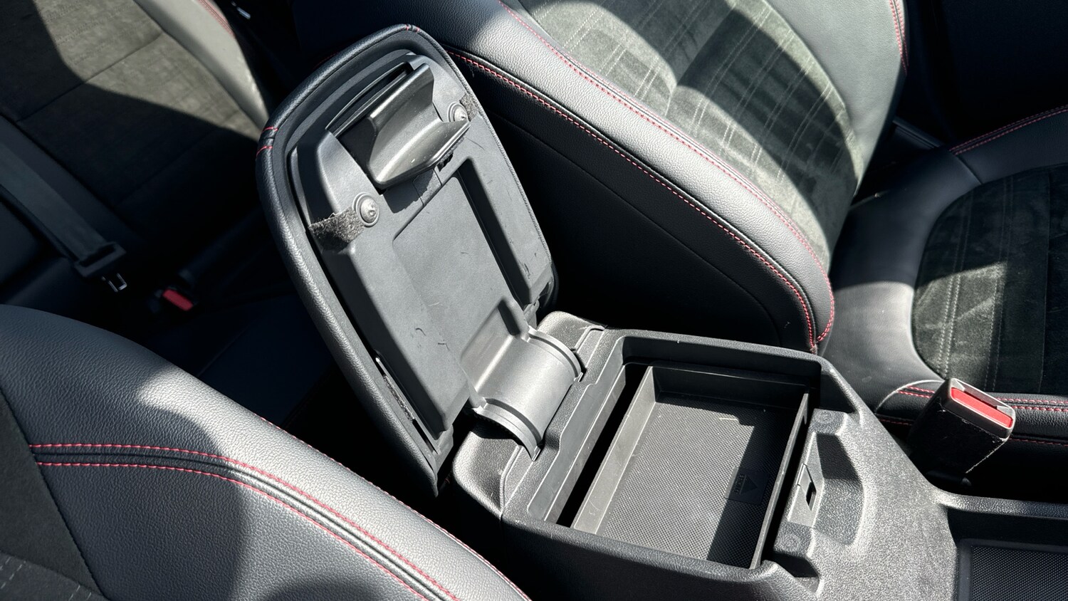 Used Ford Kuga 2024 for sale - 78175680: Photo 38