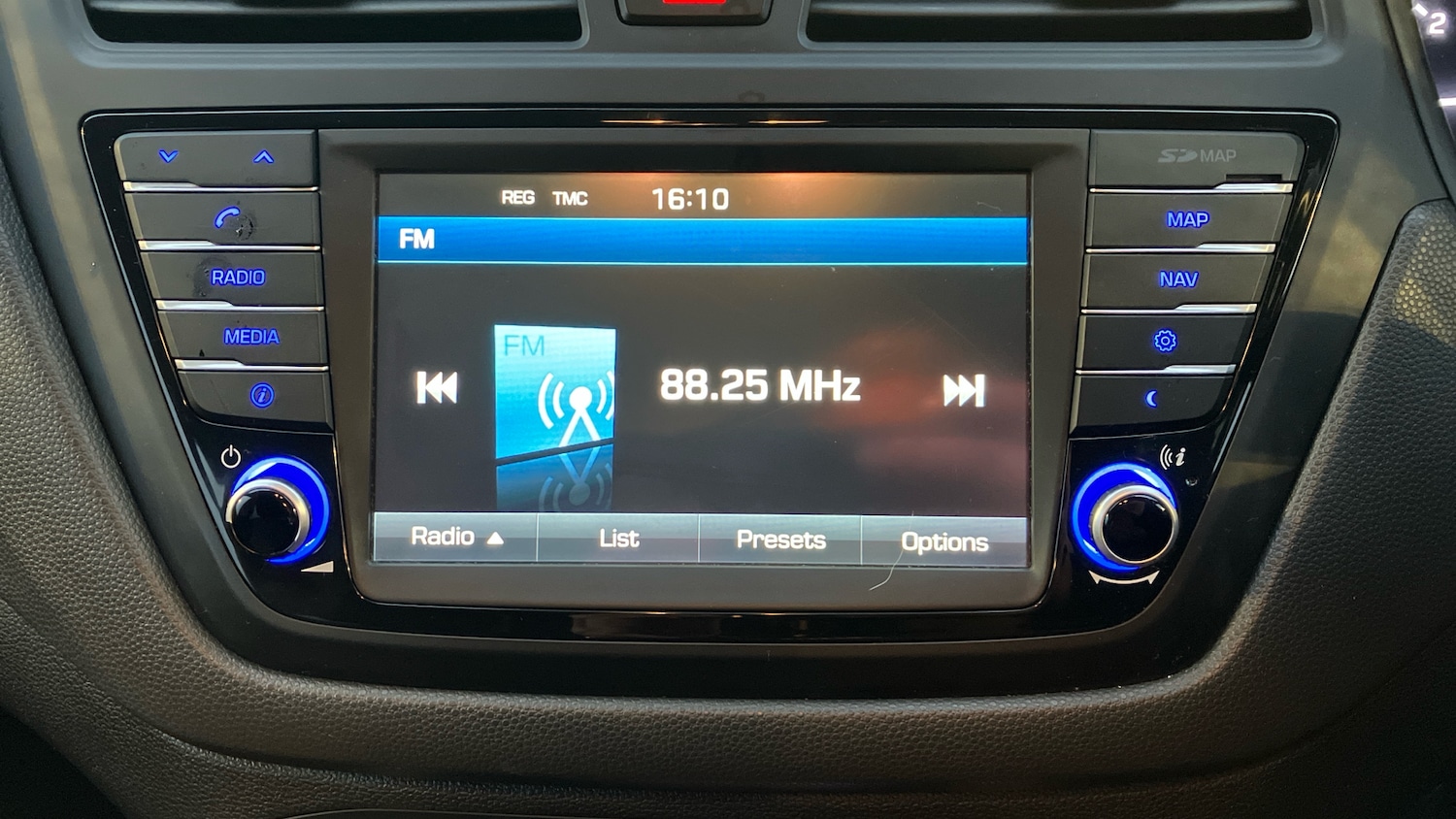 Used Hyundai i20 2016 for sale - 77220728: Photo 47