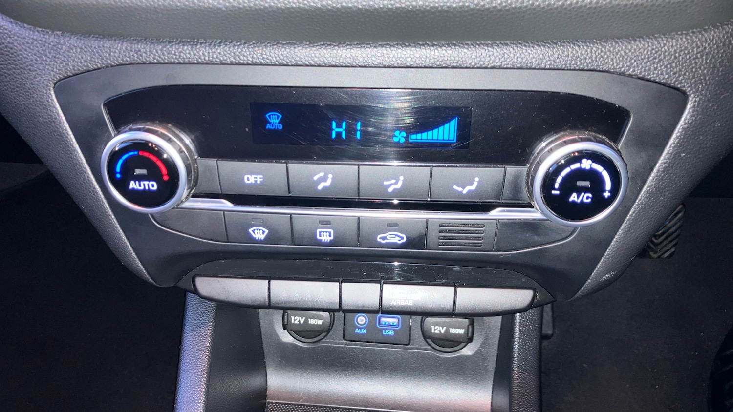 Used Hyundai i20 2016 for sale - 77220728: Photo 49