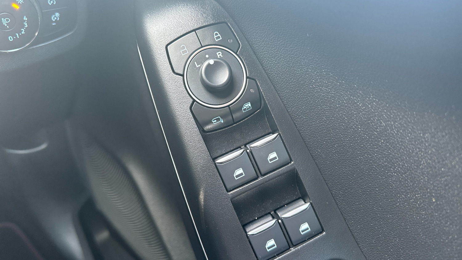 Used Ford Puma 2024 for sale - 77893216: Photo 33