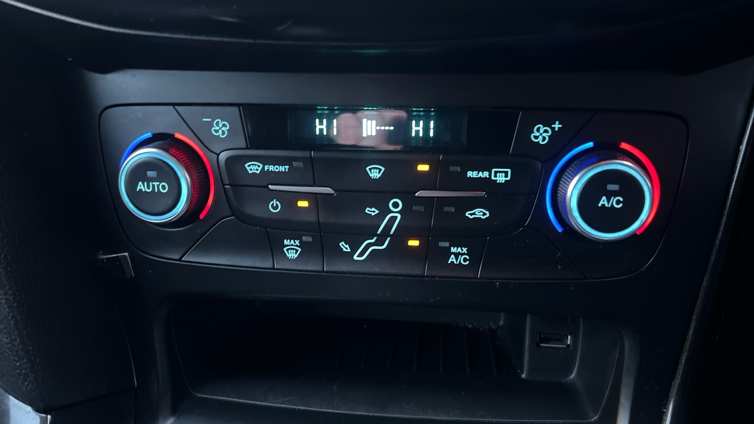 Used Ford Focus 2018 for sale - 77377928: Photo 12