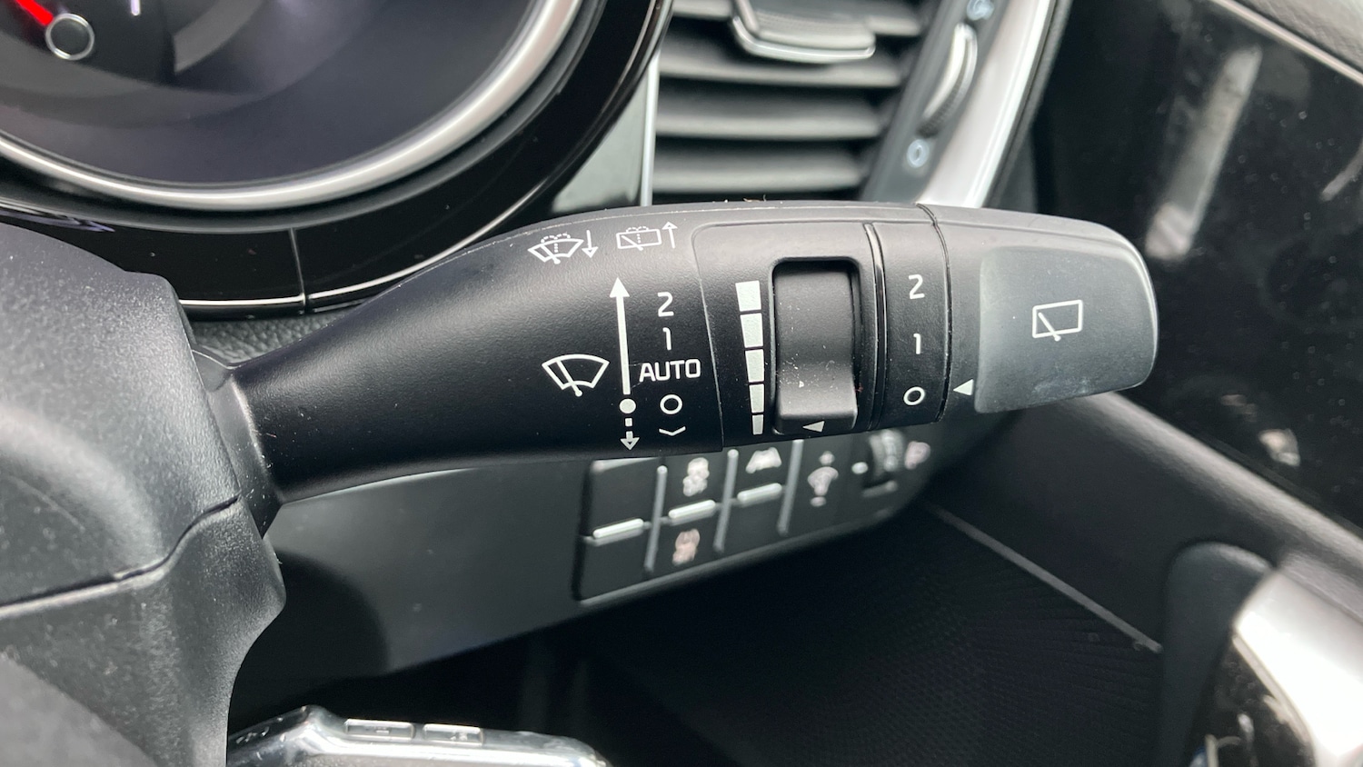 Used Kia XCeed 2023 for sale - 77532607: Photo 50