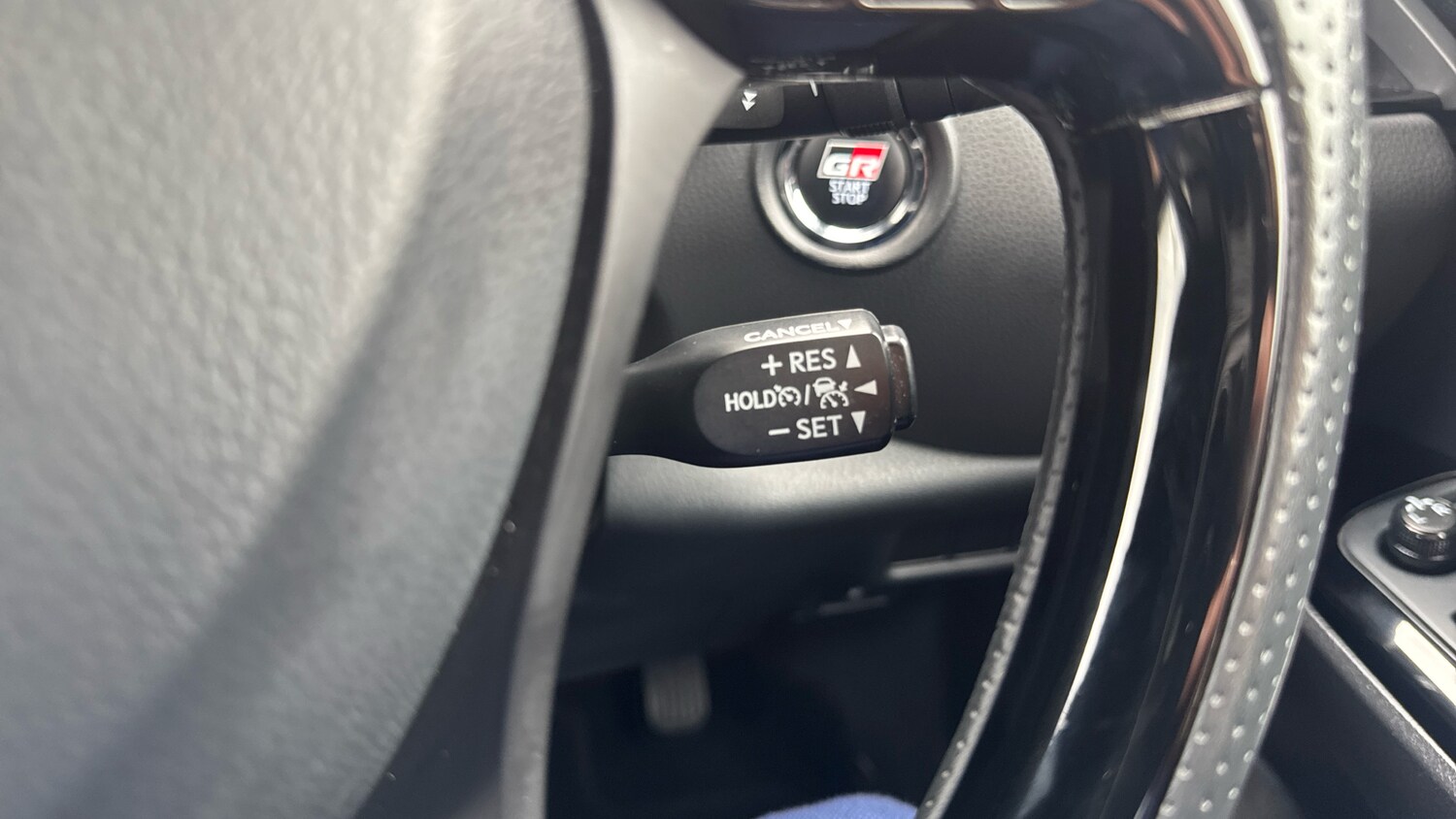 Used Toyota C-HR 2023 for sale - 76097312: Photo 34