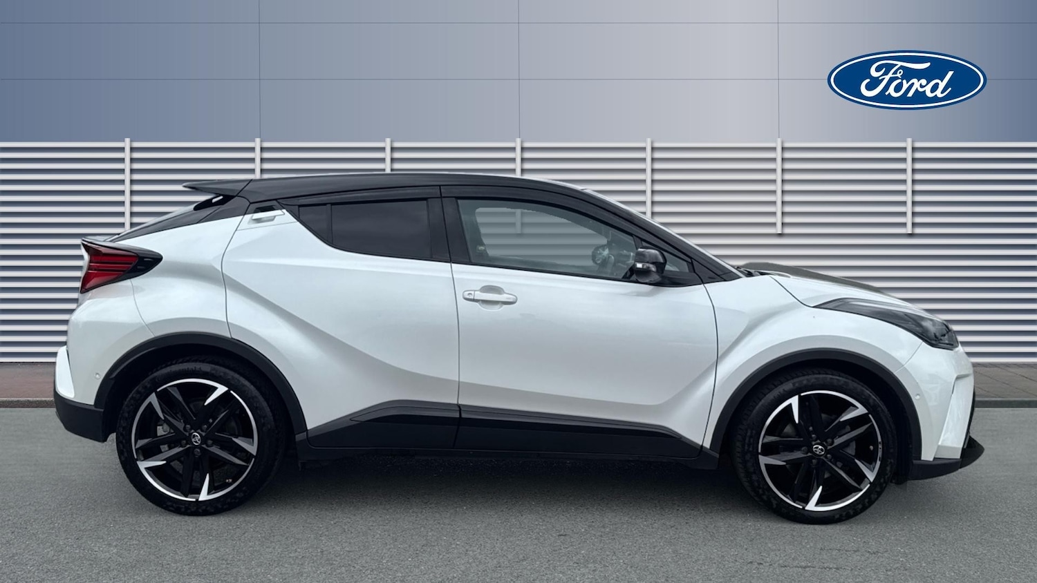 Used Toyota C-HR 2023 for sale - 76097312: Photo 5