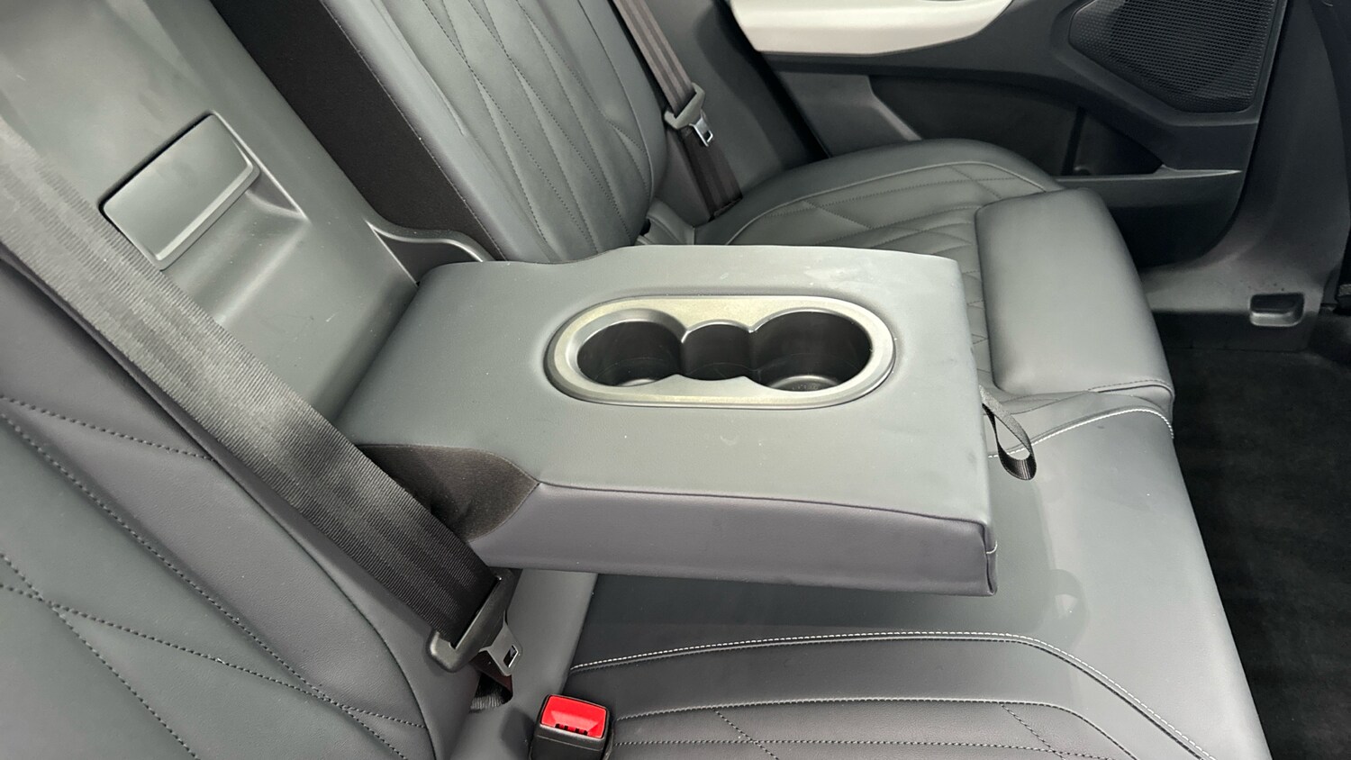 Used Ford Explorer 2025 for sale - 77416891: Photo 30