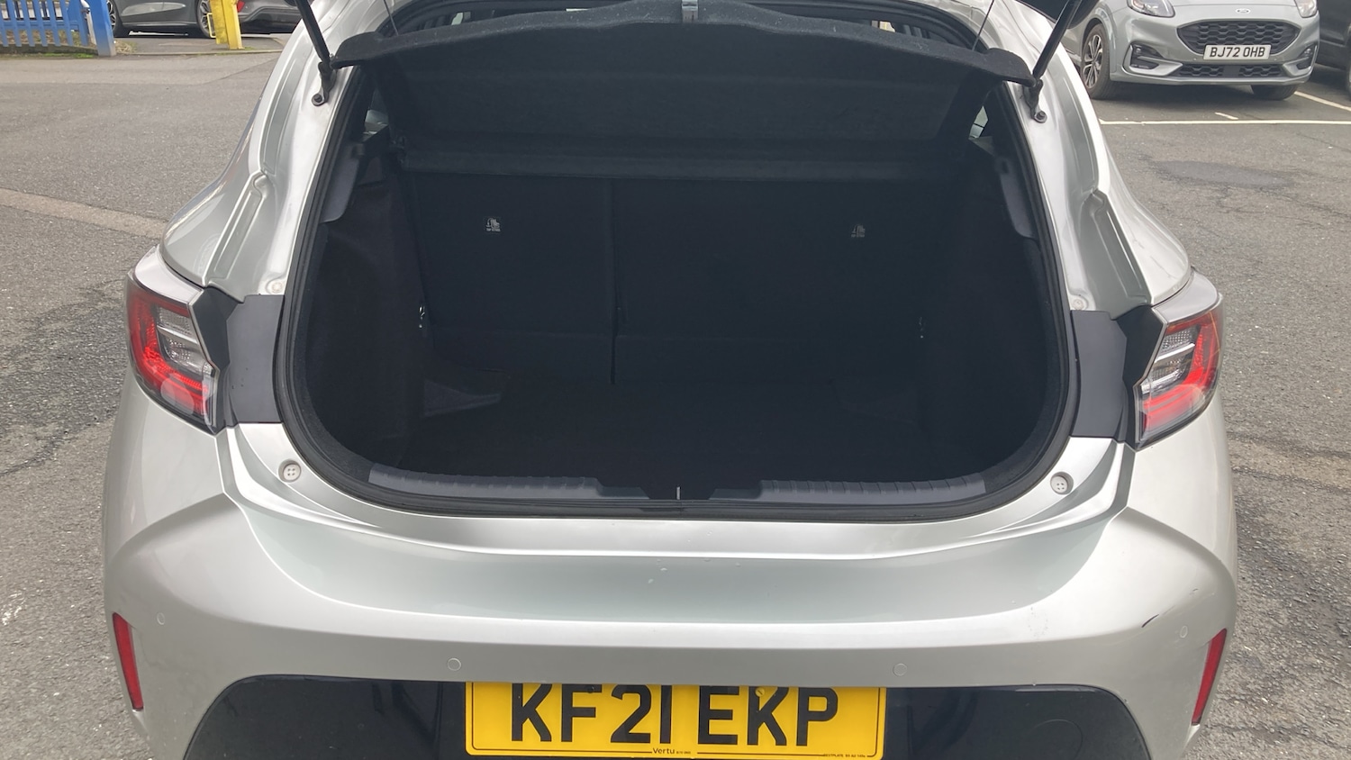 Used Toyota Corolla 2021 for sale - 77318250: Photo 4