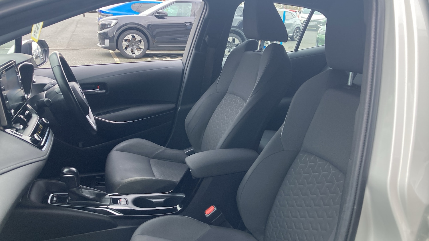 Used Toyota Corolla 2021 for sale - 77318250: Photo 41