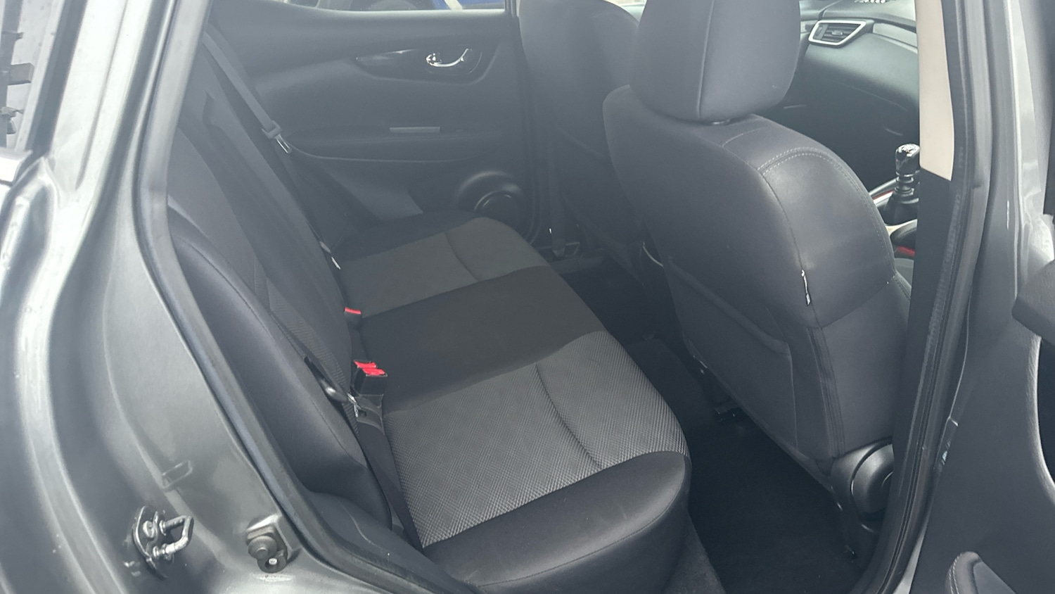 Used Nissan Qashqai 2017 for sale - 77300948: Photo 20