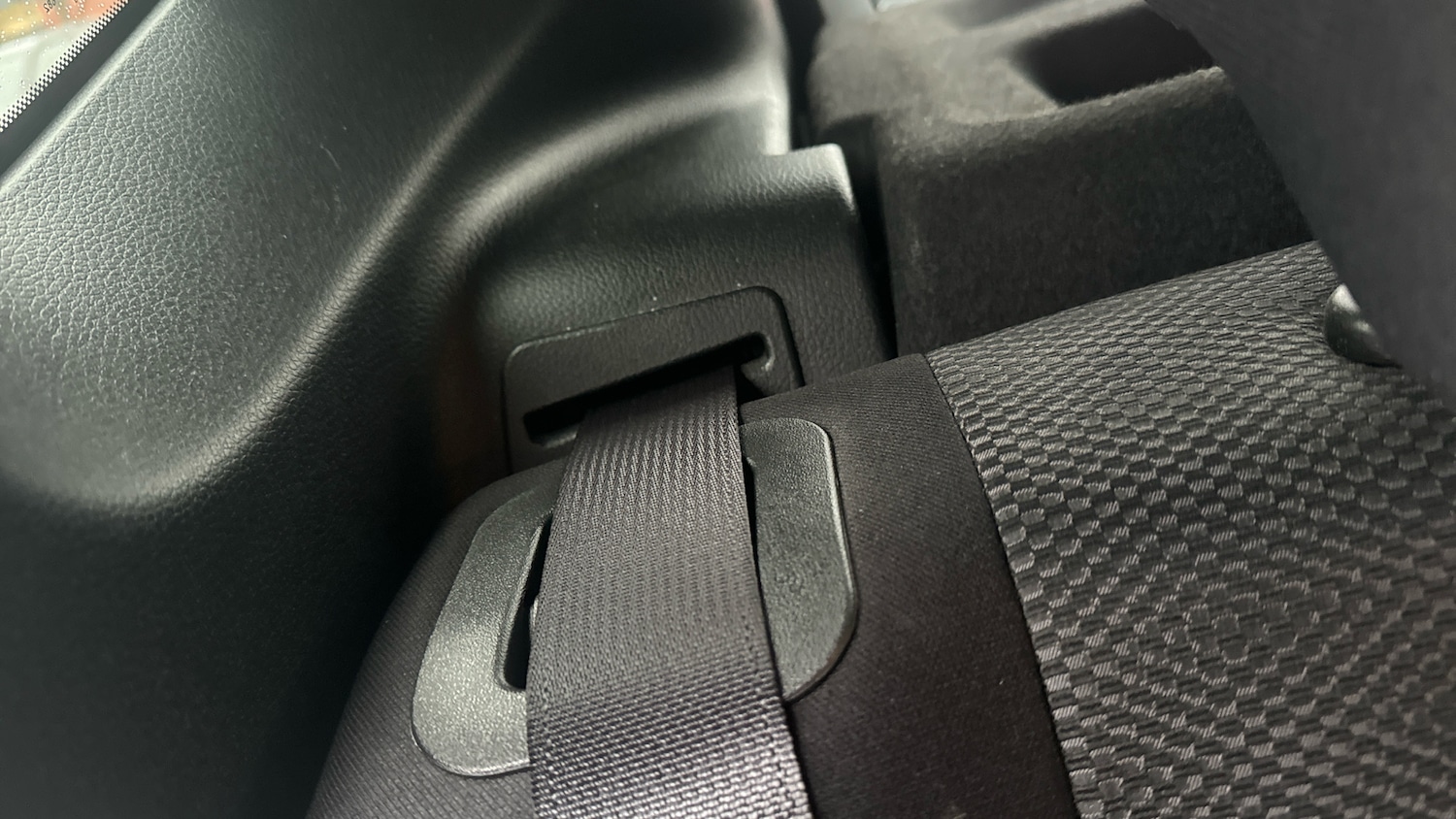 Used Nissan Qashqai 2017 for sale - 77300948: Photo 31