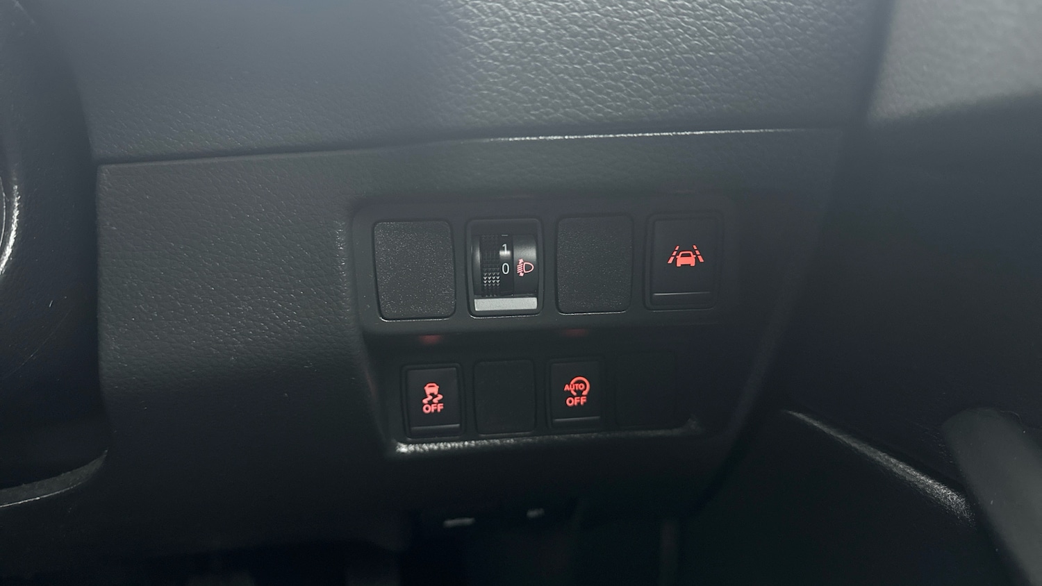 Used Nissan Qashqai 2017 for sale - 77300948: Photo 35