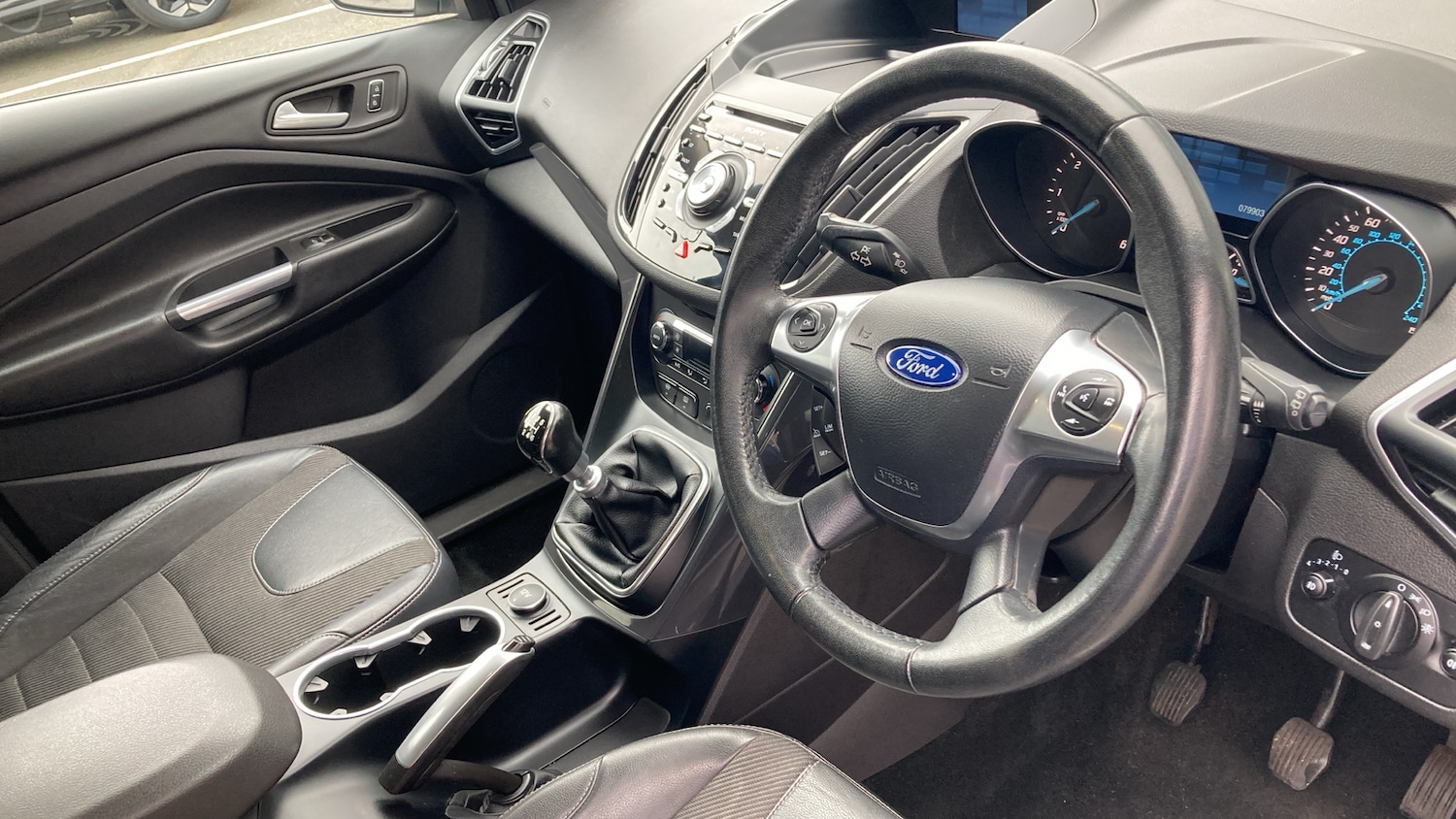 Used Ford Kuga 2015 for sale - 77812838: Photo 15